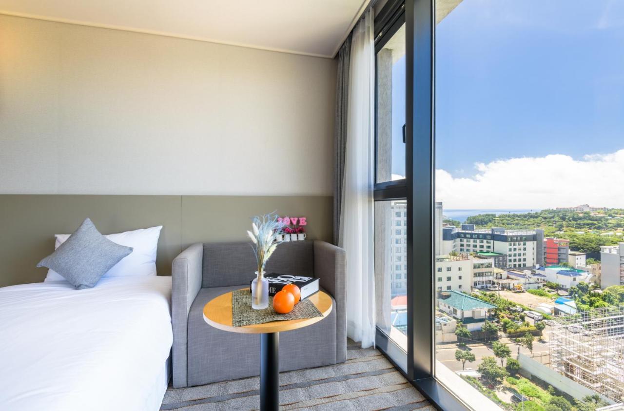 Shin Shin Hotel Cheonjiyeon Szogüpho Kültér fotó