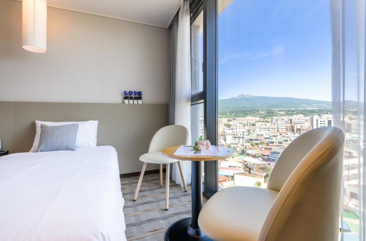 Shin Shin Hotel Cheonjiyeon Szogüpho Kültér fotó